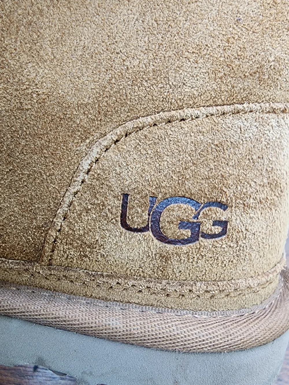 UGG Neumel Suede Lace Up Chukka Boots Chestnut Men's Size [9]